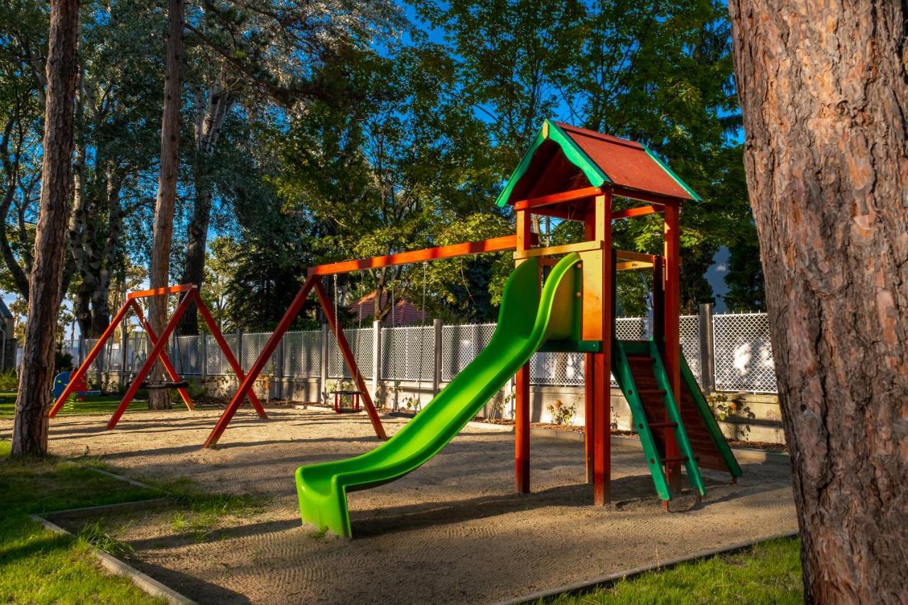 Szent Bernadett Csaladi Apartmanhaz Siófok Exterior foto